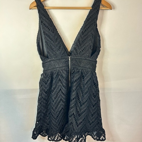 Sugar Lips All My Love Black V-Neck Sleeveless Dress S NWT Crochet Lace Mini - Picture 5 of 5